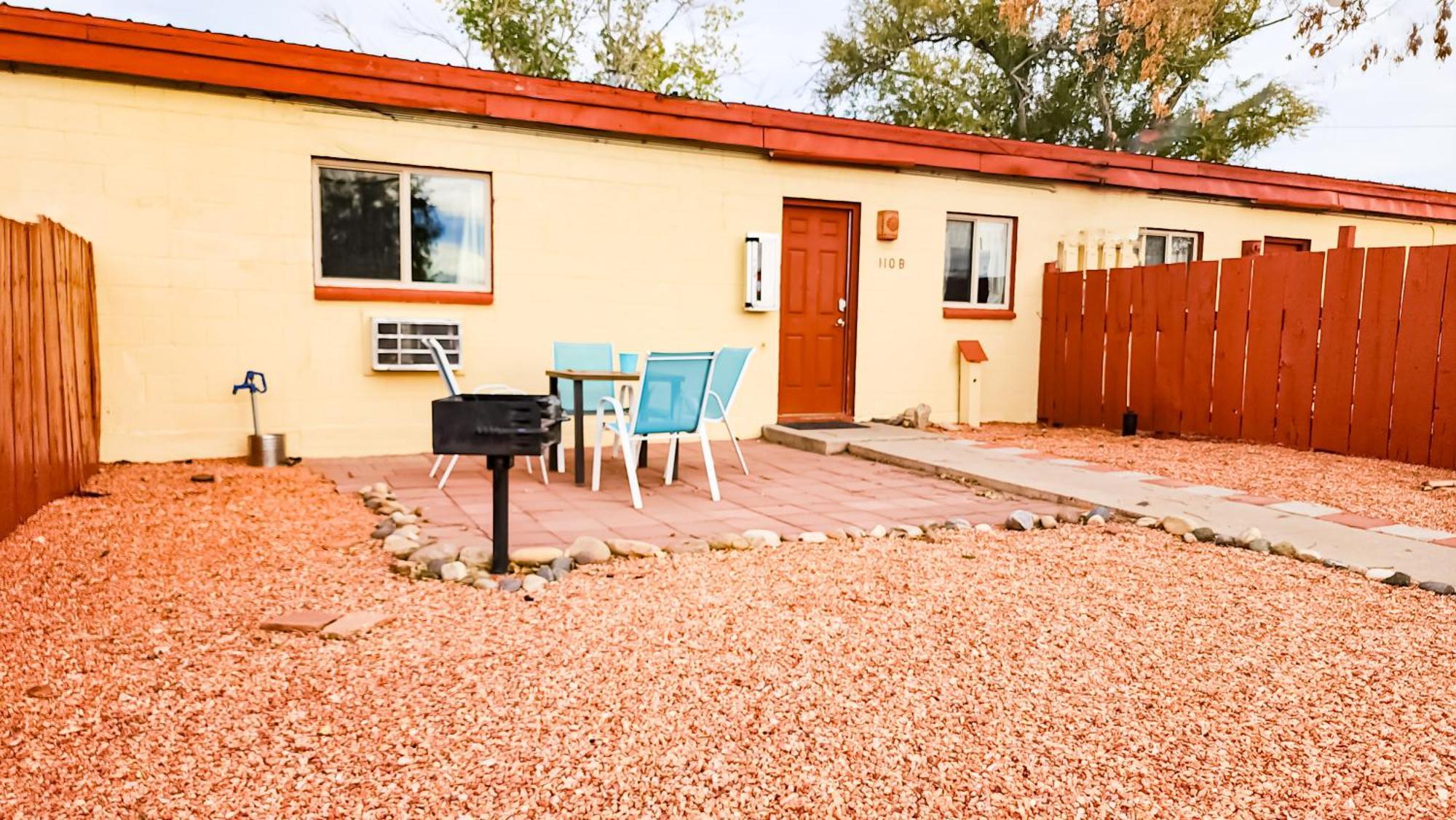 Red Rock Motel And Dam Motel Page Exterior foto